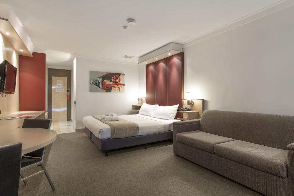Metro Hotel Perth Ngoại thất bức ảnh